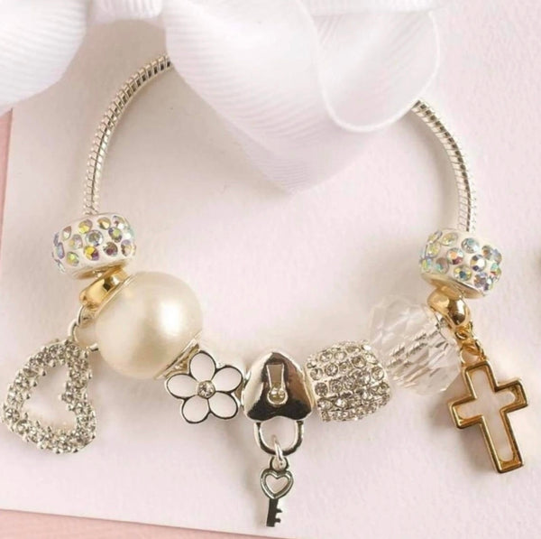 SALE - Lauren Hinkley Cross, Heart Bracelet Was $39.95 Now $23.95